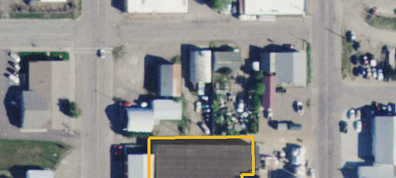 6 8th E Ave