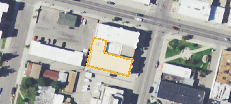 200 Main St