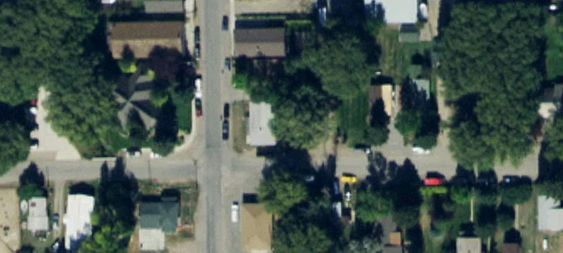 121 1st St