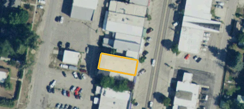 215 Main St
