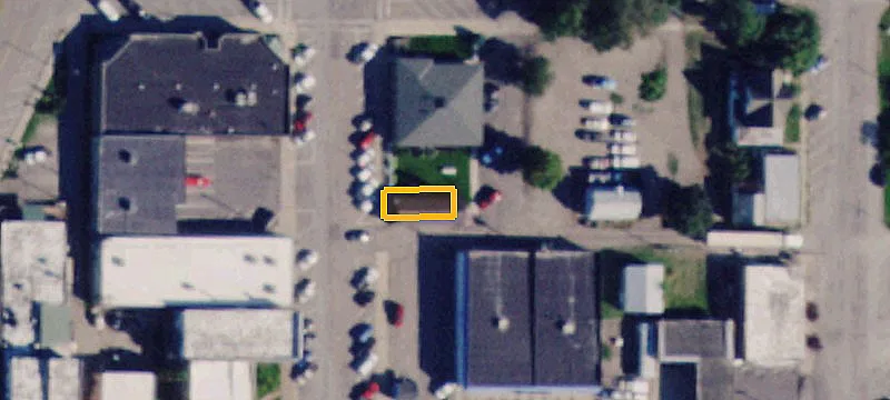 105 1st E St