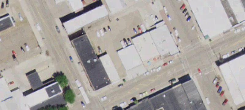 711 Main St
