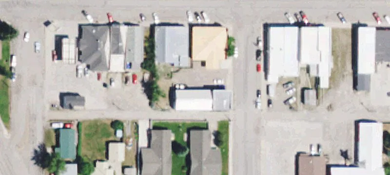 8 4th S St
