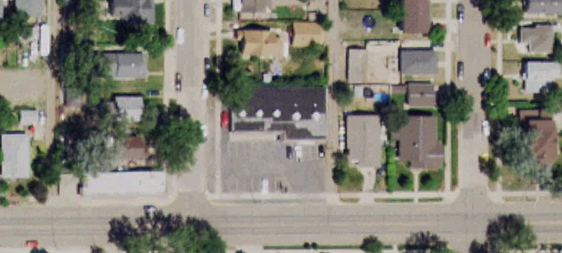 1909 Main St
