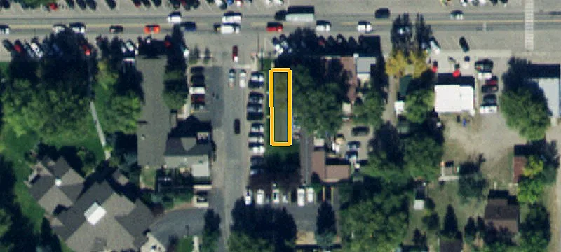 301 Main St