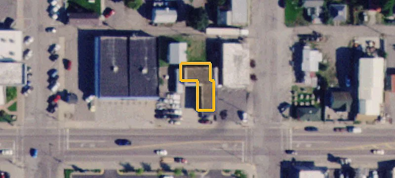 109 2nd E Ave