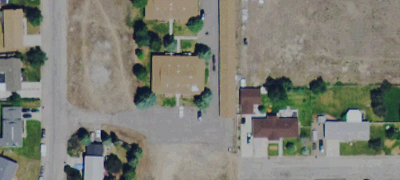 3821 Mars Ln