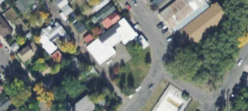 420 2nd St