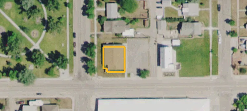 339 3rd W St
