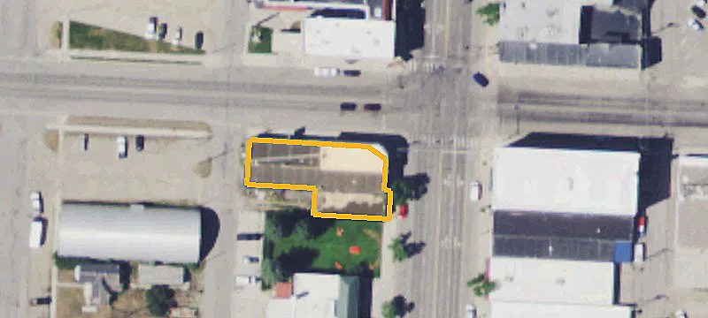 500 Main St