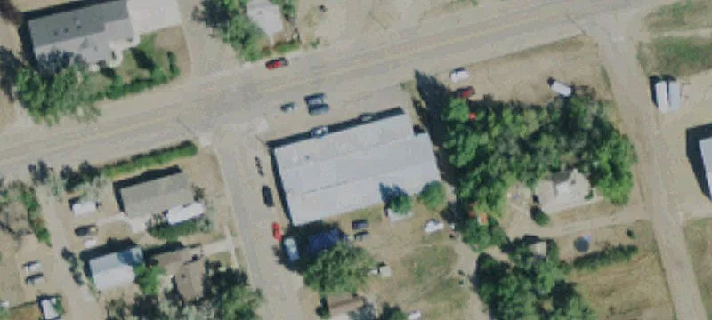 501 1st E Ave