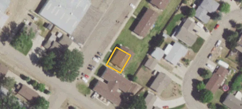 706 Nowlan Ave