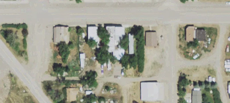 216 Central E Ave