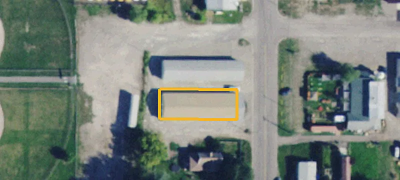 1004 Main St
