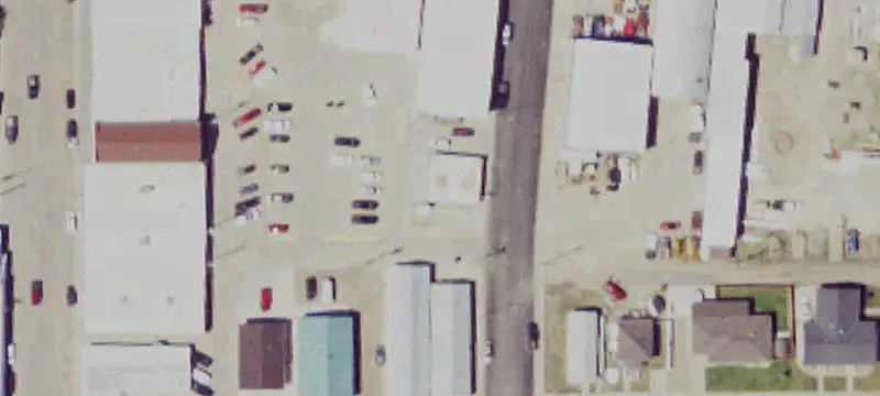 140 2nd E Ave