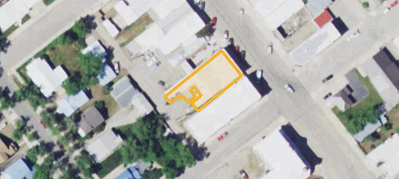 32 Central S Ave