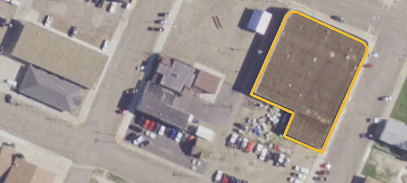 114 2nd SE Ave