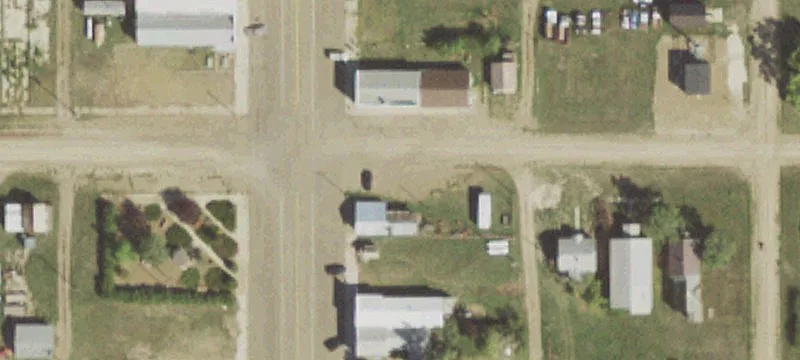 98 Main St