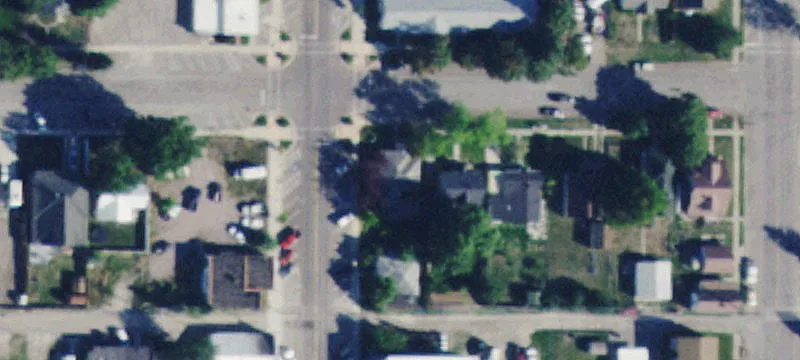 2 6th E Ave