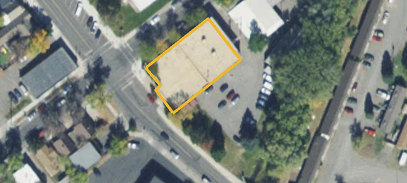 401 Main St