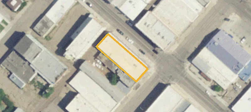 4 Main St