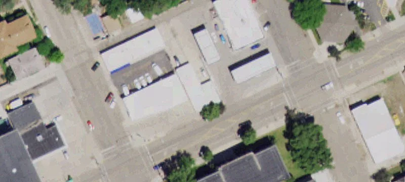 1011 Main St