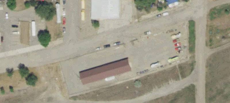 102 Railroad E Ave