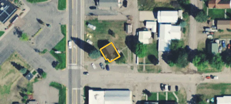 10 Adams SE St