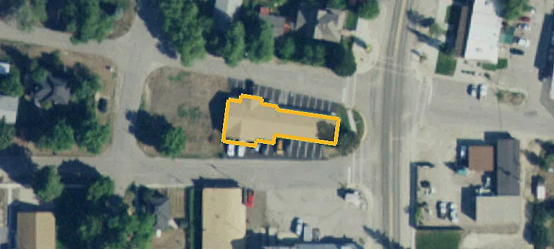 401 Main St