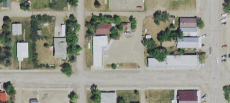 186 Collins W Ave