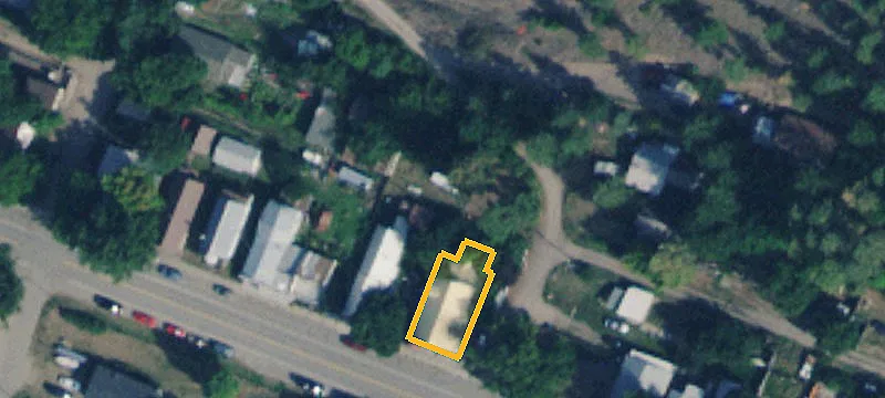 516 Railroad Ave