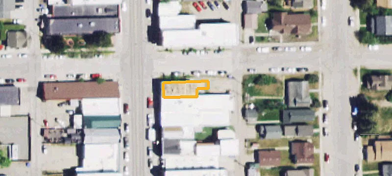 102 Broadway Ave