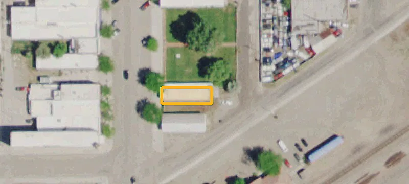 207 Ctr Ave