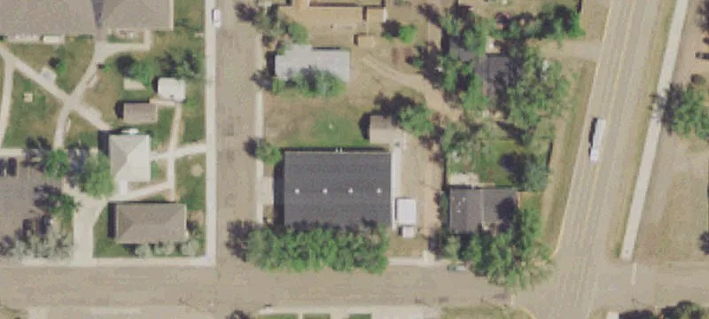 718 Main St
