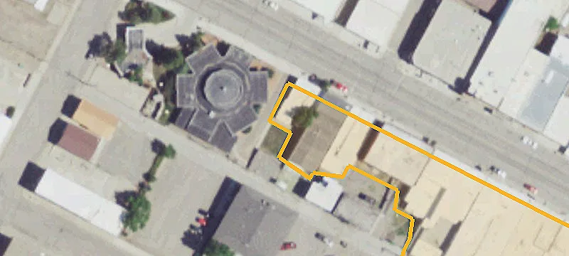 304 Main St