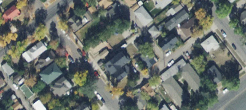 318 3rd St