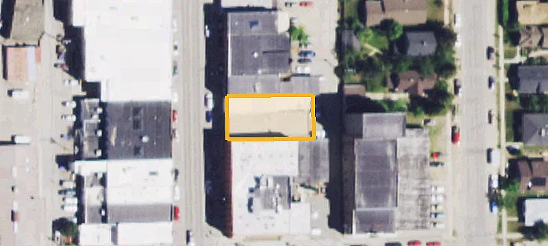 12 Broadway Ave