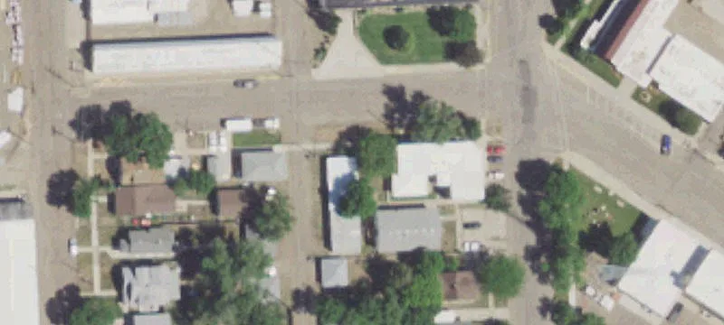 300 Douglas St