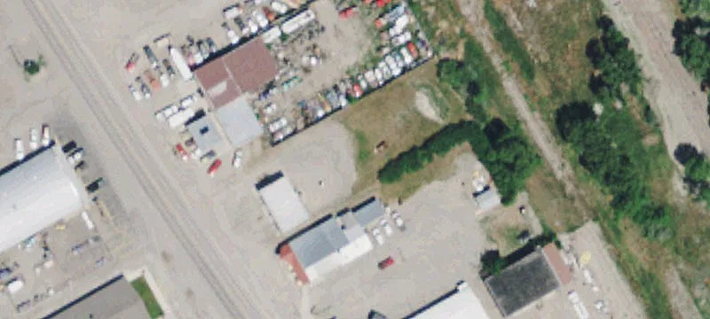 409 Main S Ave