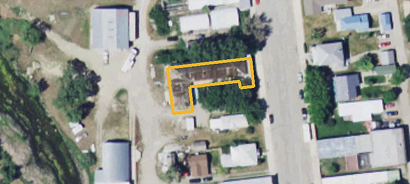 208 Central S Ave