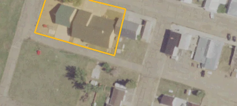 114 Main St