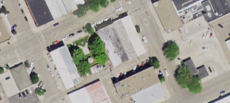 614 Main St