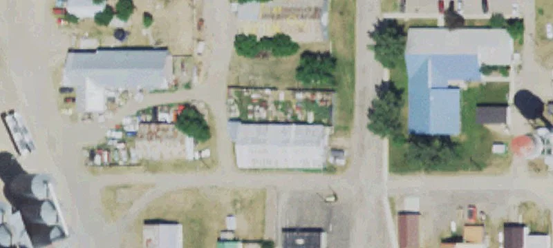 15 1st NW Ave
