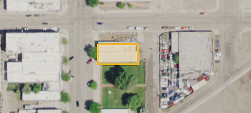 219 Ctr Ave