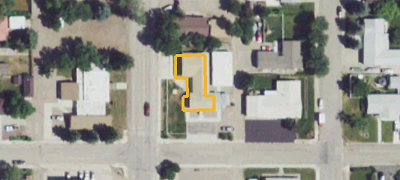 906 Oilfield Ave