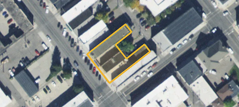 106 Main St