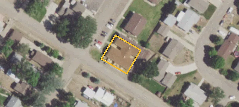 702 Nowlan Ave
