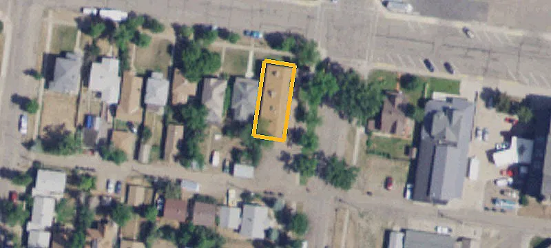 300 2nd Ave