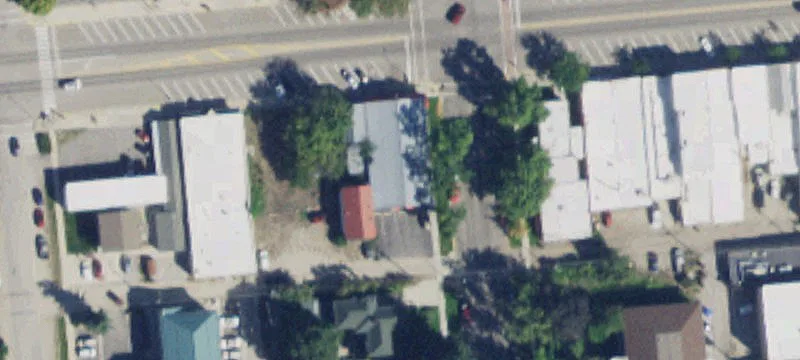 401 Main St