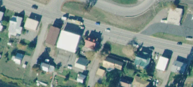 301 Main St